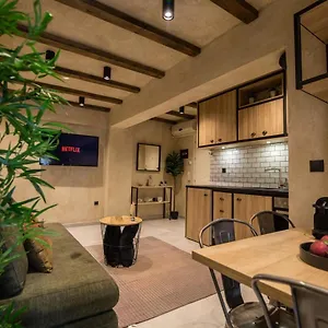 https://thesscityliving.hotels-of-thessaloniki.com