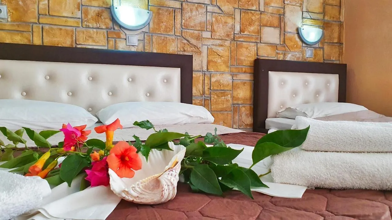 Villa Pirofani Sarti Konukevi